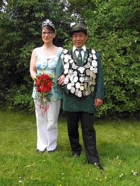 König Zaldy Gaddi mit seiner Frau